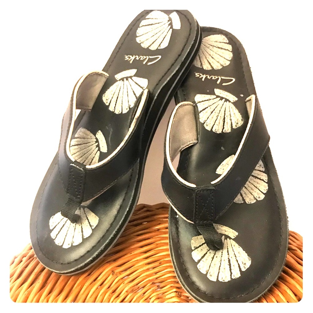 CLARKS | Leather Sea Shell 🐚 Flip-Flop Black 9